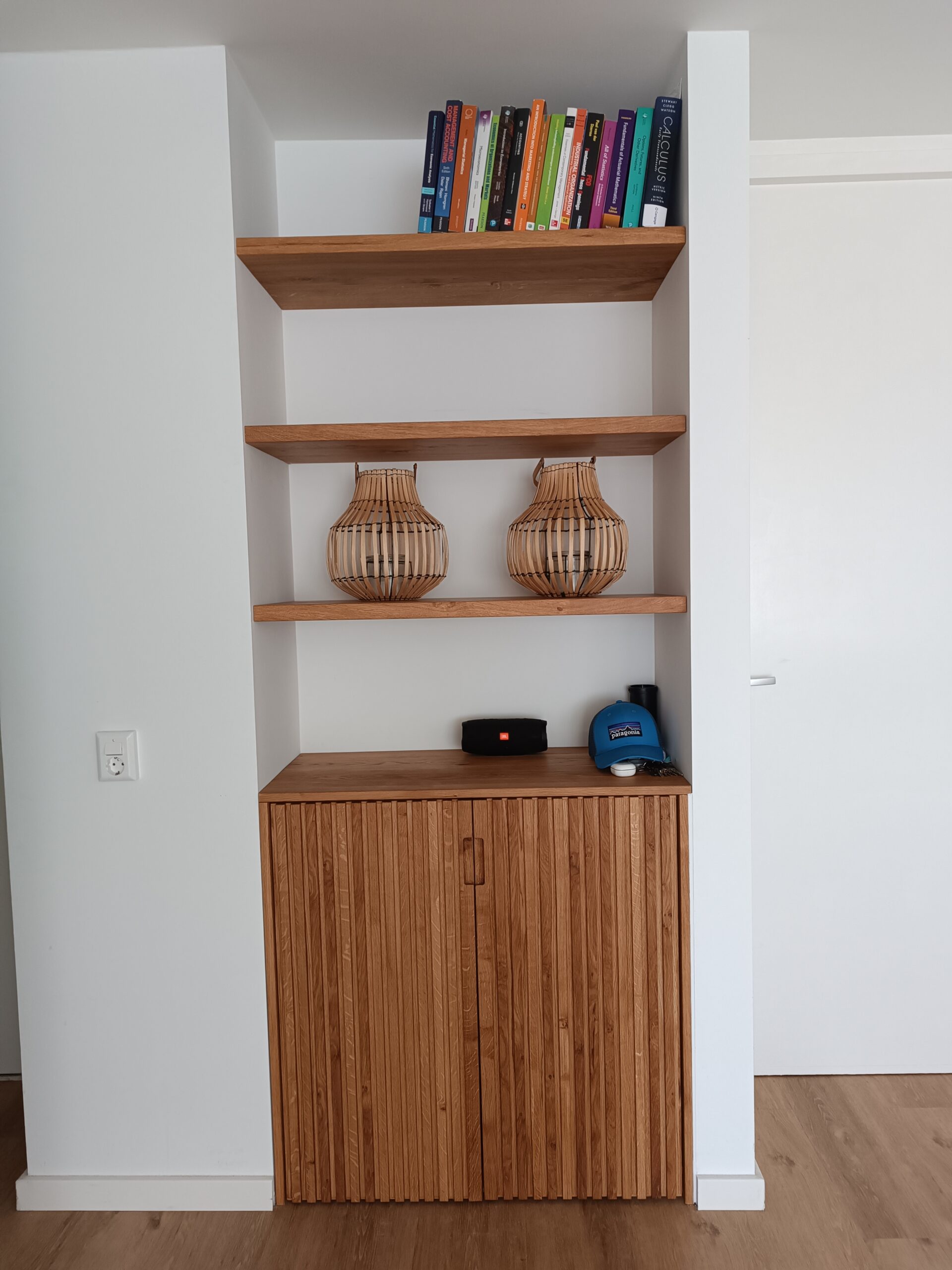 Built-in Shelving Unit