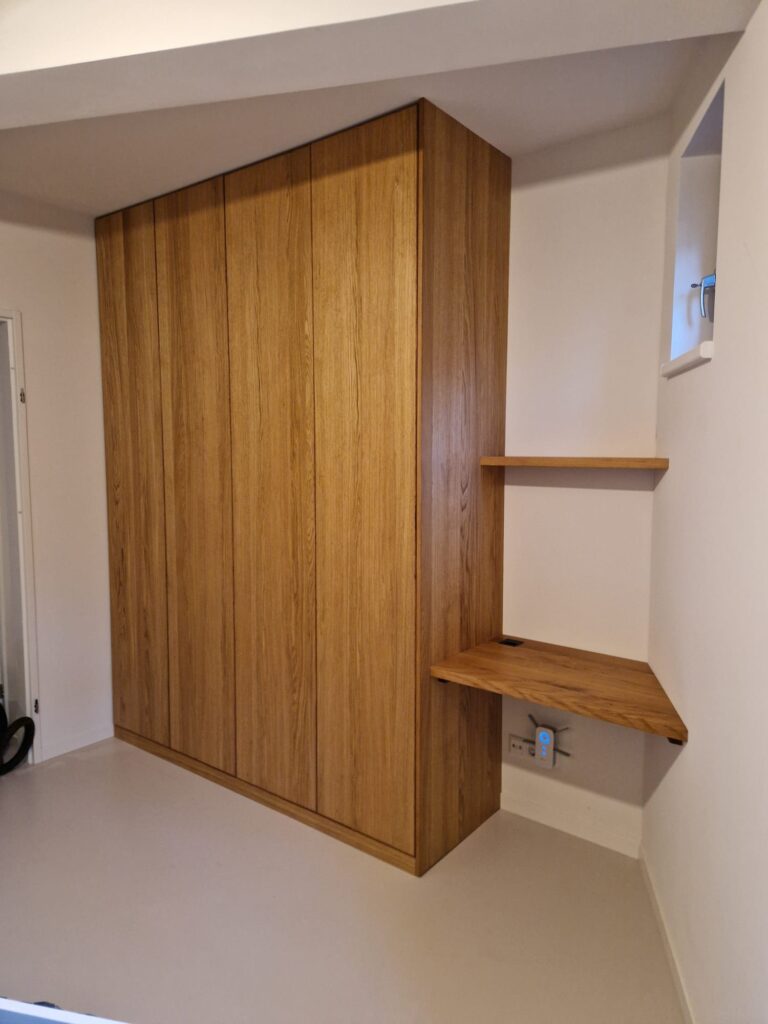 Wardrobe with Oak Veneer Doors